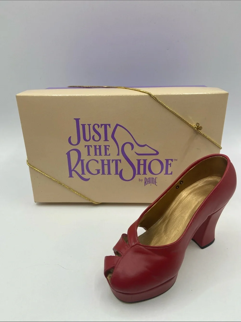 Just The Right Shoe by Raine Ravishing Red Miniature Shoe Figurine Vintage